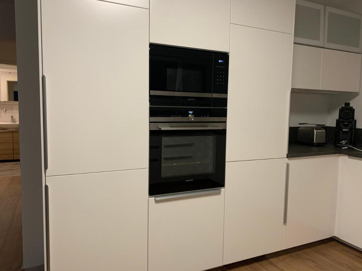 Firmen & Ferienwohnung Brecht 1 Waibstadt Екстер'єр фото