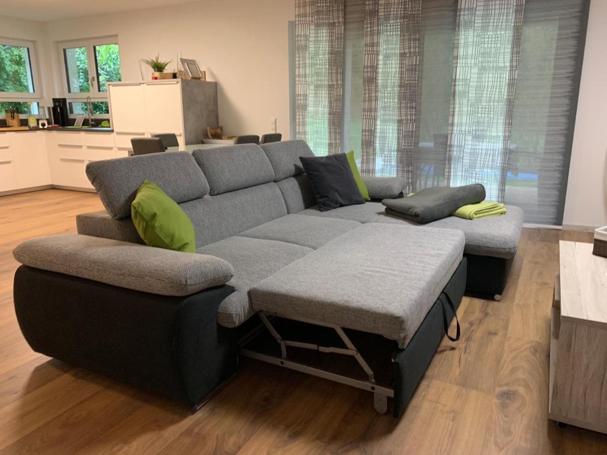 Firmen & Ferienwohnung Brecht 1 Waibstadt Екстер'єр фото